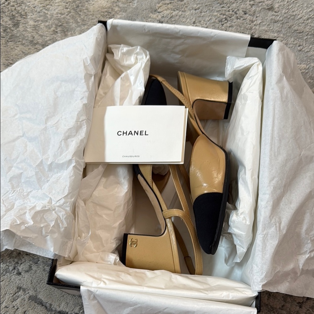 Chanel Beige and Black Women's Slingback Shoes - Picture 6 of 6